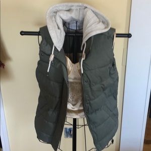 Army green puffer vest